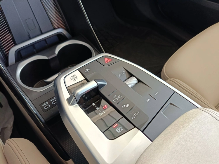 17 - BMW X1 X1 sdrive18d X-Line auto