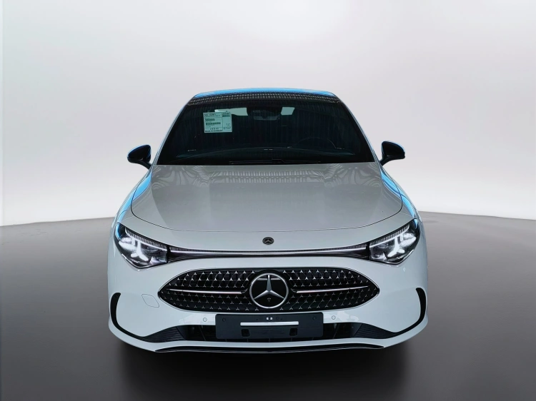 2 - Mercedes-Benz CLA 180