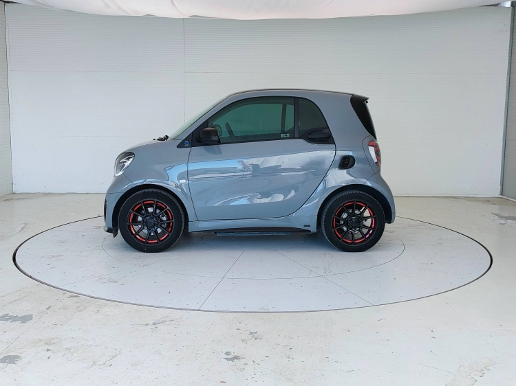 8 - smart fortwo Fortwo eq Edition One 22kW