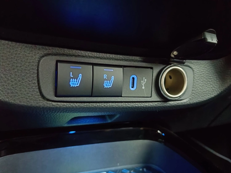 16 - Toyota Aygo X AYGO X 10B CVT JBL SE MY24