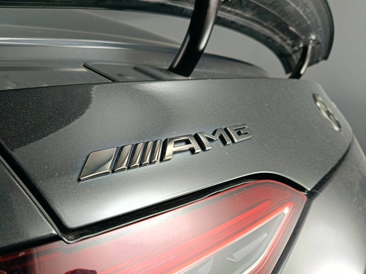 18 - Mercedes AMG GT AMG GT Coupe 43 mhev (eq-boost) Premium 4matic+ auto