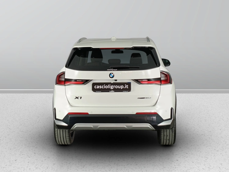 5 - BMW X1 X1 sdrive18d X-Line auto
