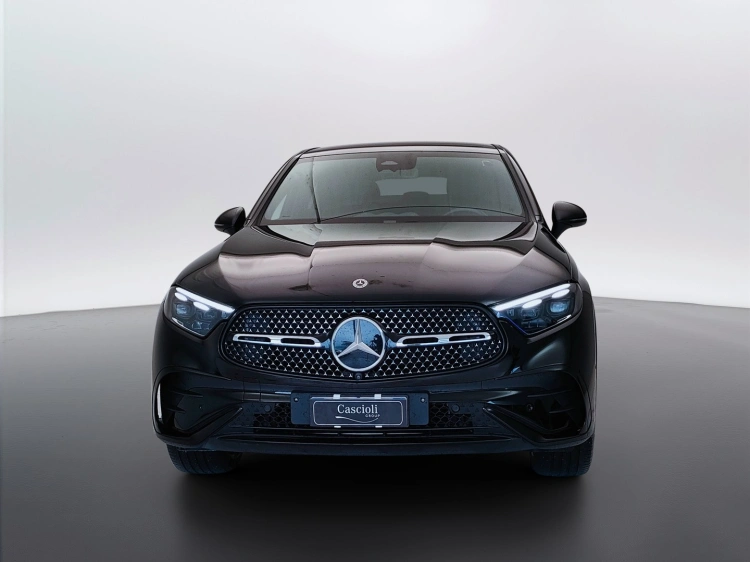 2 - Mercedes-Benz GLC 220 d AMG Line Premium Plus 4matic auto