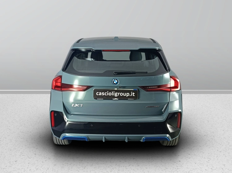 5 - BMW iX1 iX1 xdrive 30 MSport