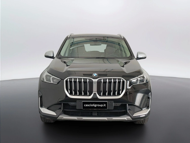 2 - BMW X1 X1 sdrive18d auto