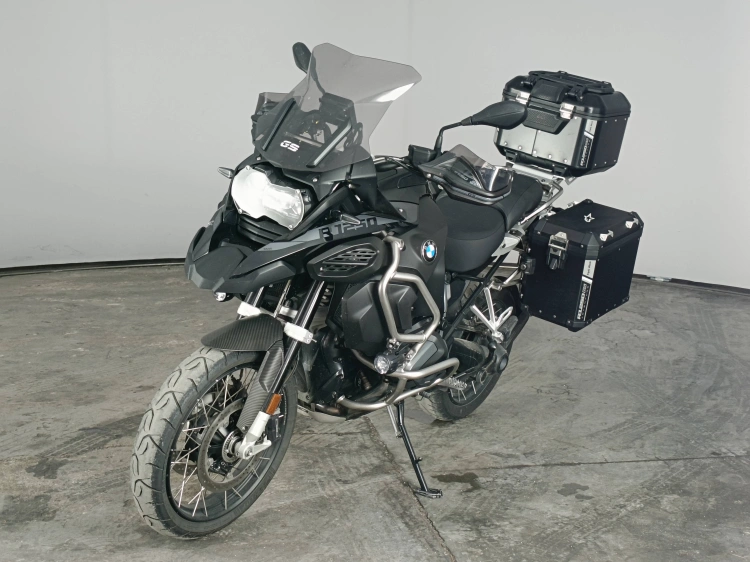 4 - BMW Motorrad GS r1250gs adventure triple black