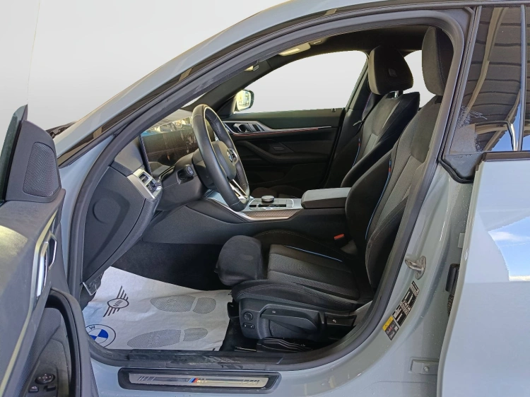 8 - BMW i4 i4 xdrive40 MSport Pro