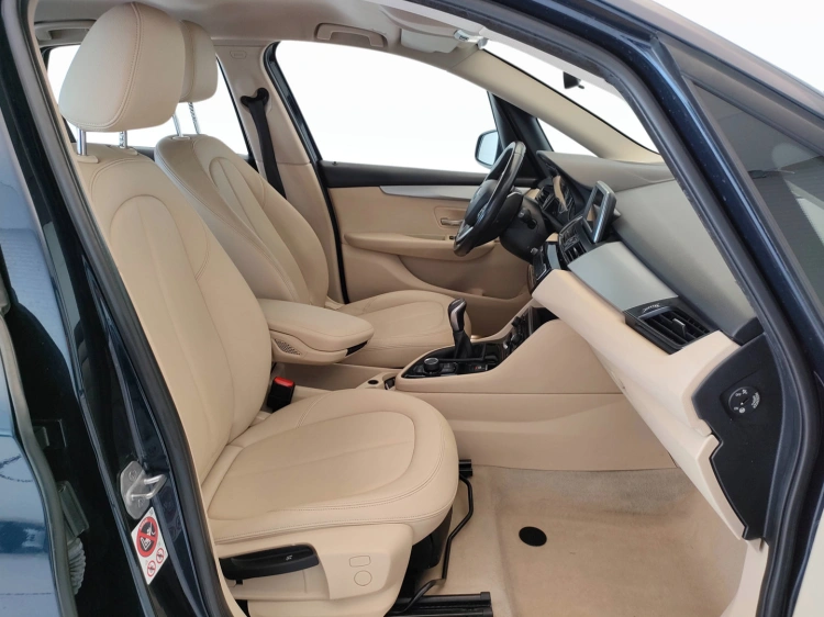 9 - BMW Serie 2 216d Active Tourer Advantage my15
