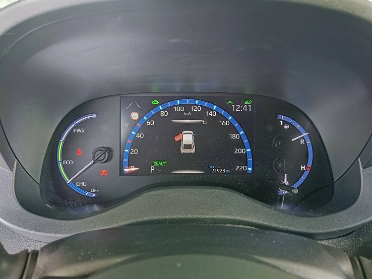 12 - Toyota Yaris Cross TOYOTA Yaris Cross 1.5 Hybrid 5p. E-CVT Trend