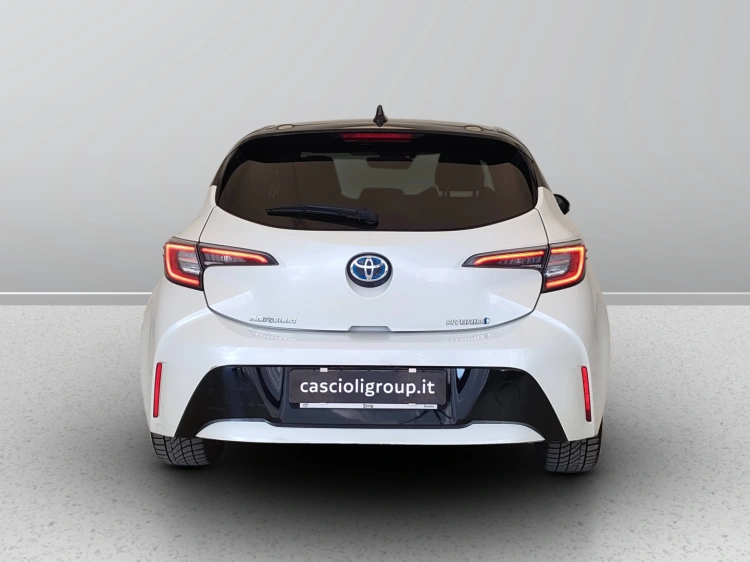 4 - Toyota Corolla Corolla 1.8h Style cvt