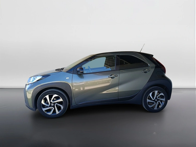 6 - Toyota Aygo X Aygo X 1.0 Trend 72cv