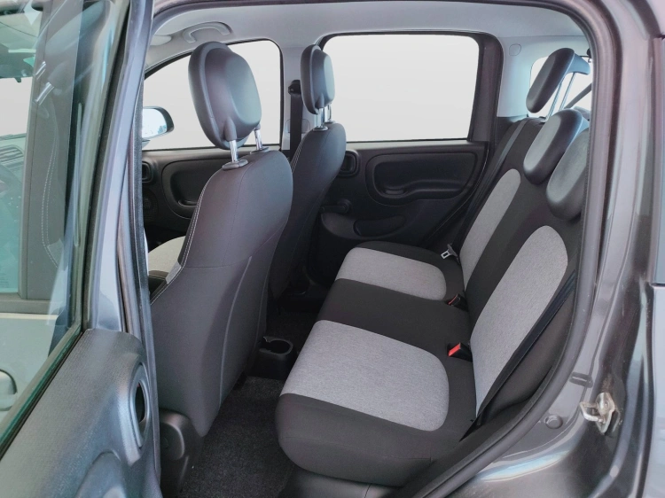 11 - Fiat Panda Panda 1.2 Lounge s&s 69cv my19