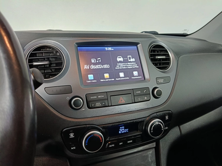 13 - Hyundai i10 i10 1.0 Prime