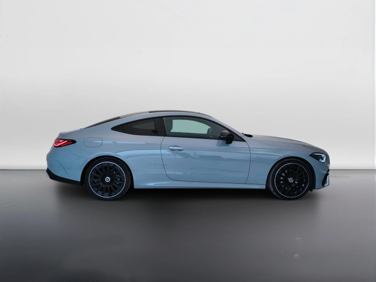 4 - Mercedes-Benz CLE Coupe 300 Lifestyle Edition w/Manufaktur 4matic auto