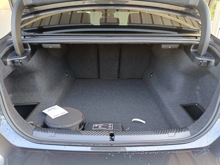 13 - BMW Serie 5 BMW 540d xDrive Berlina