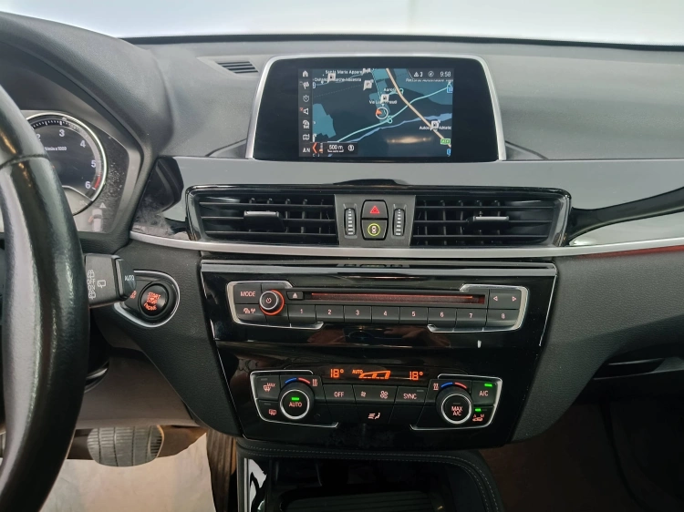 14 - BMW X1 X1 sdrive18d xLine auto my18