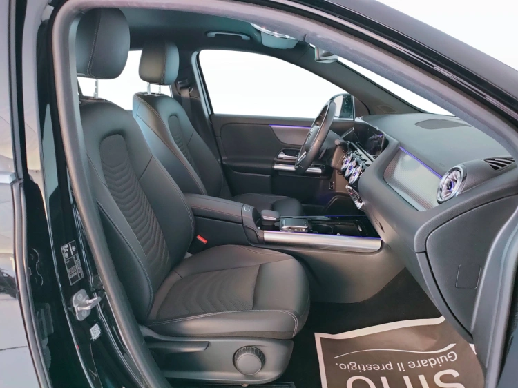 14 - Mercedes-Benz GLA 180 d Sport Plus auto