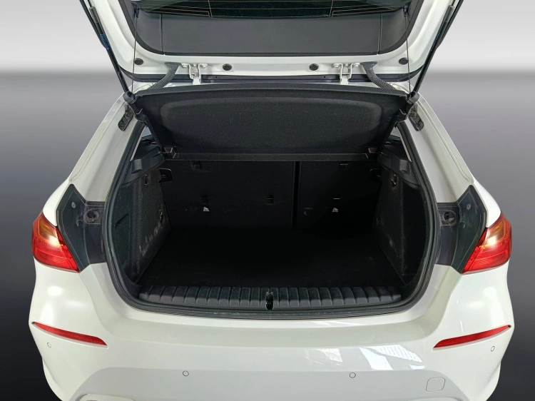19 - BMW Serie 1 118d 5 Porte
