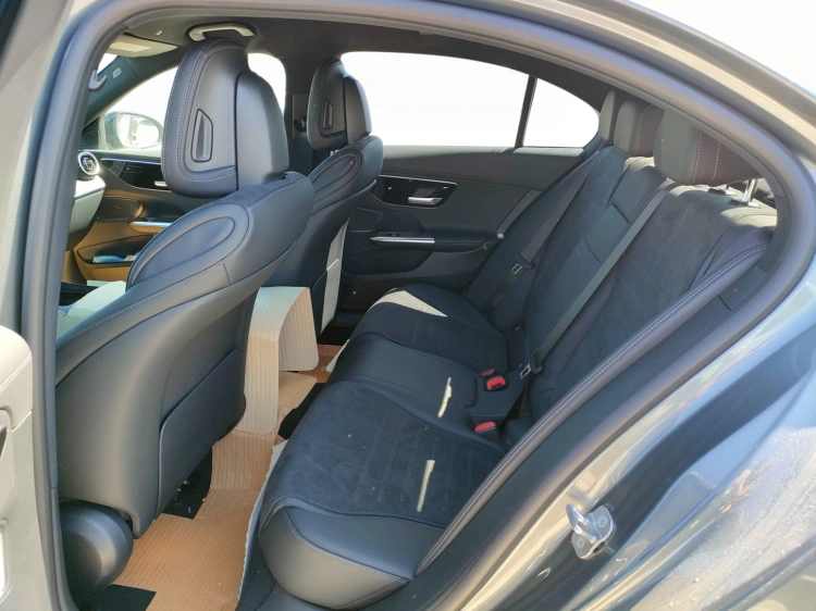 8 - Mercedes-Benz Classe C 220 d 4MATIC