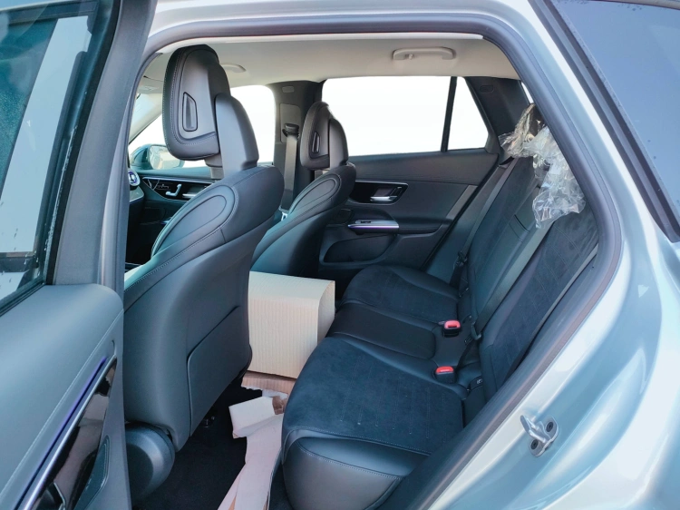 8 - Mercedes-Benz GLC 220 d 4MATIC