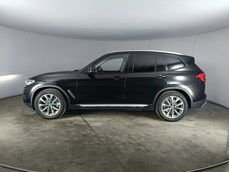 6 - BMW X3 X3 xdrive20d mhev 48V auto
