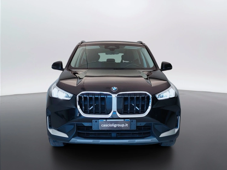 2 - BMW X1 X1 sdrive18d X-Line auto