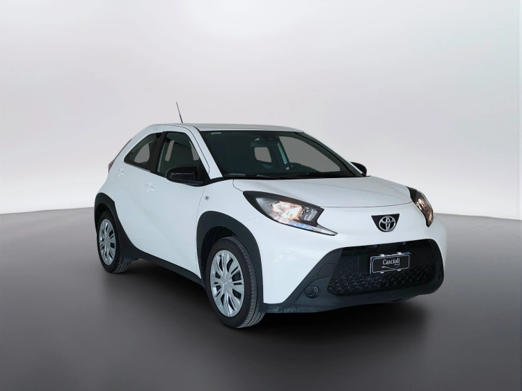3 - Toyota Aygo X Aygo X 1.0 Active 72cv