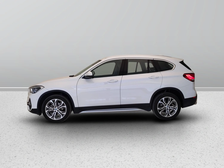 3 - BMW X1 X1 sdrive18d xLine Plus auto