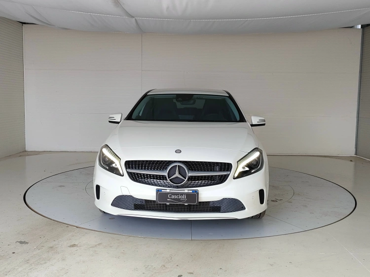 2 - Mercedes-Benz Classe A 180 d Sport Activity edition
