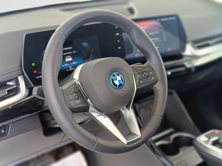 18 - BMW iX1 iX1 edrive 20 X-Line