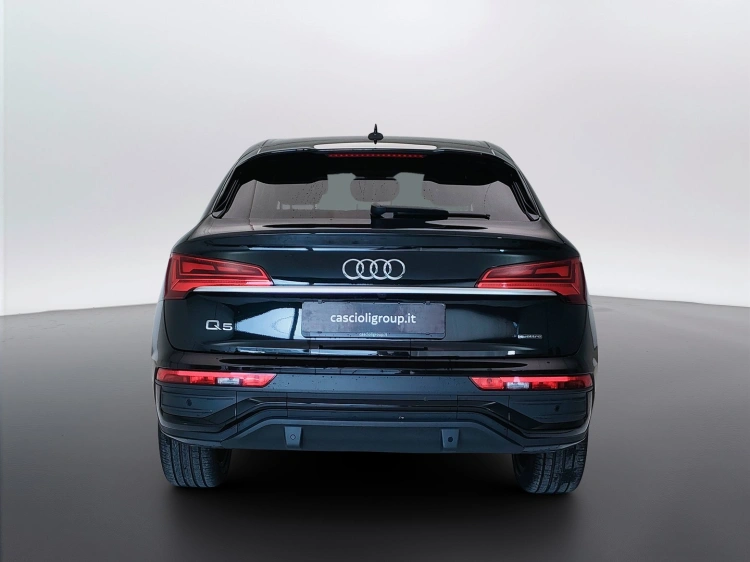 6 - Audi Q5 Q5 Sportback 40 2.0 tfsi mhev 12V Business Advanced quattro 