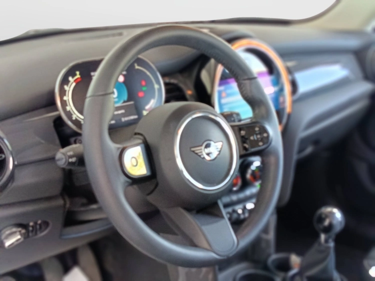 16 - MINI Cooper Mini 5p 1.5 Cooper Classic