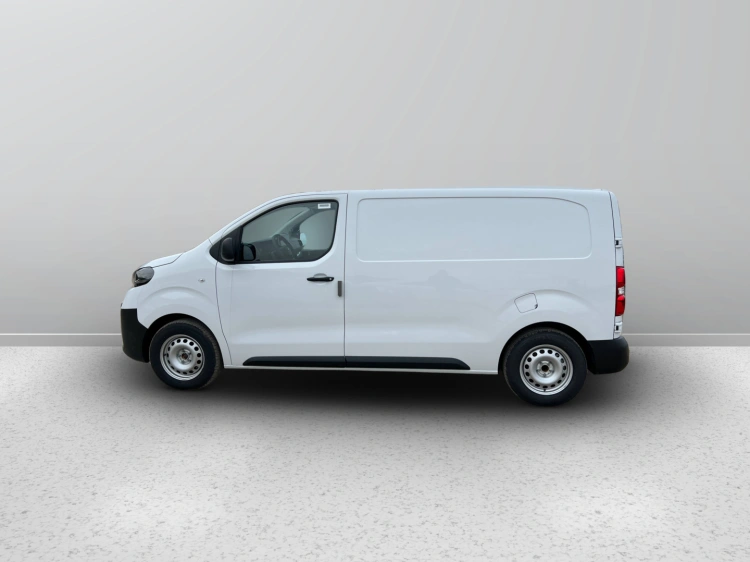8 - Toyota Professional Proace PROACE 1.5D L1 120M S CMF MY25