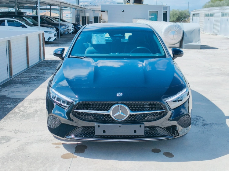 2 - Mercedes-Benz Classe A 180 d Automatic