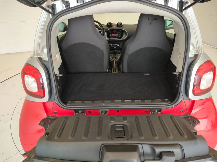 6 - smart fortwo Fortwo 1.0 Passion 71cv twinamic