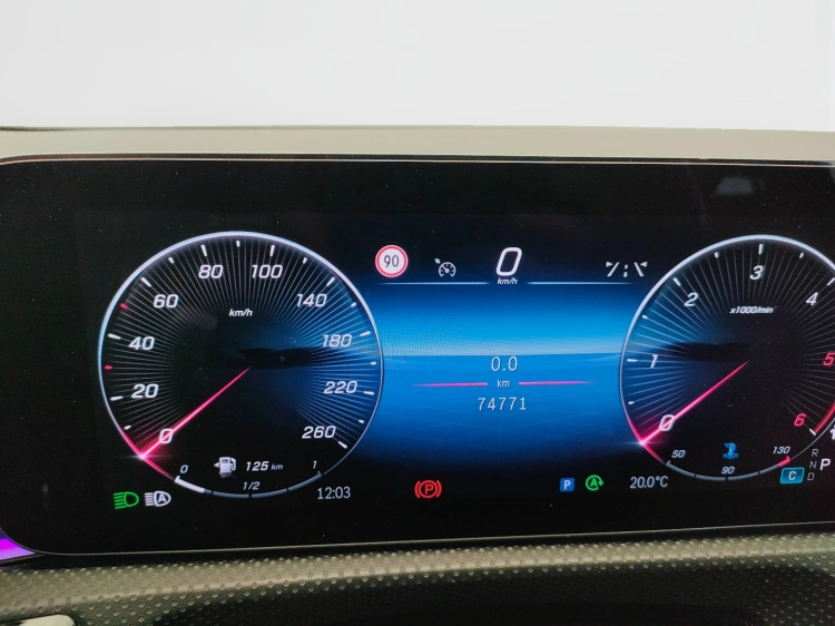 18 - Mercedes-Benz CLA Shooting Brake 200 d AMG Line Advanced Plus auto