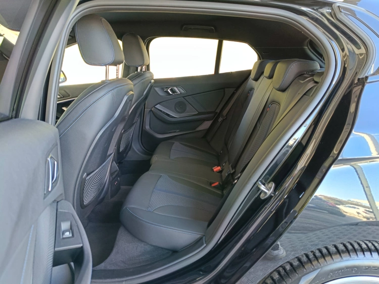 9 - BMW Serie 1 116i Msport auto