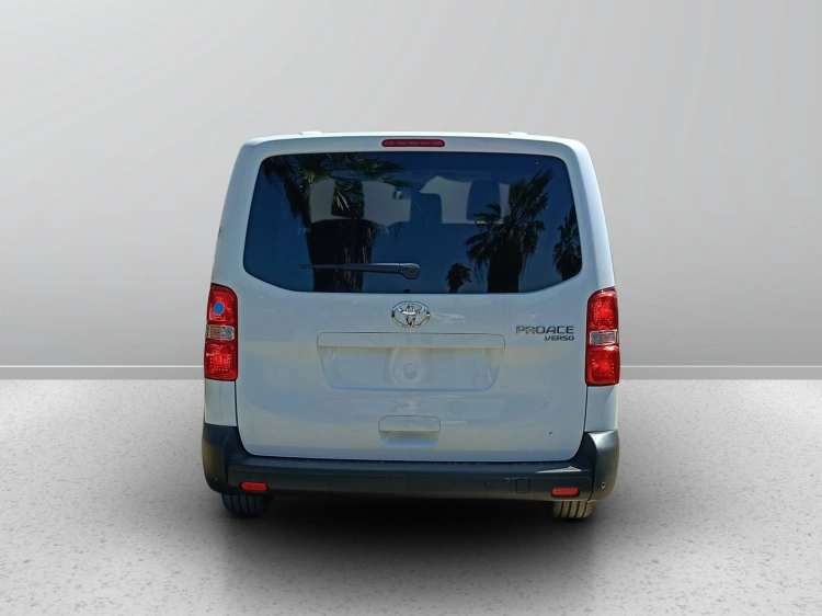 3 - Toyota Professional PROACE VERSO PROACE VERSOL2 2.0D144M LOU25