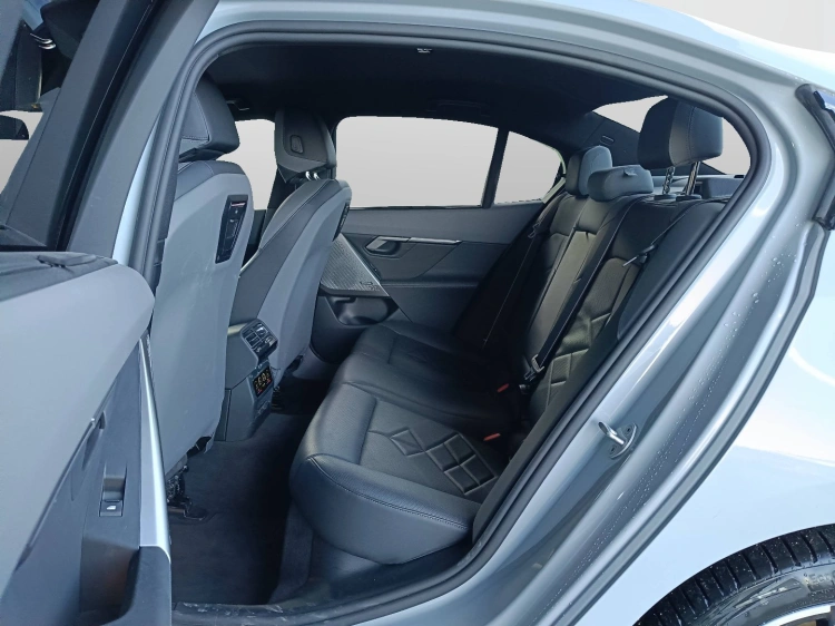 9 - BMW Serie 5 520d 48V xdrive MSport Pro auto