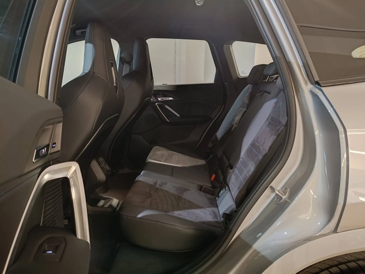 9 - BMW X1 M BMW X1 M35i xDrive