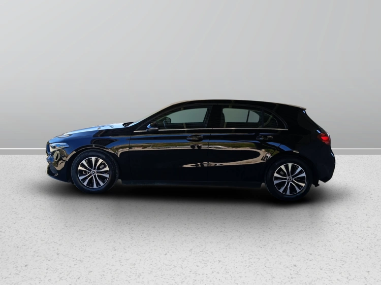 3 - Mercedes-Benz Classe A 180 d Advanced auto