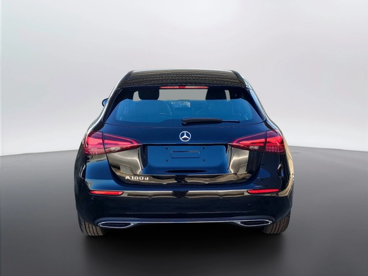 4 - Mercedes-Benz Classe A 180 d Automatic