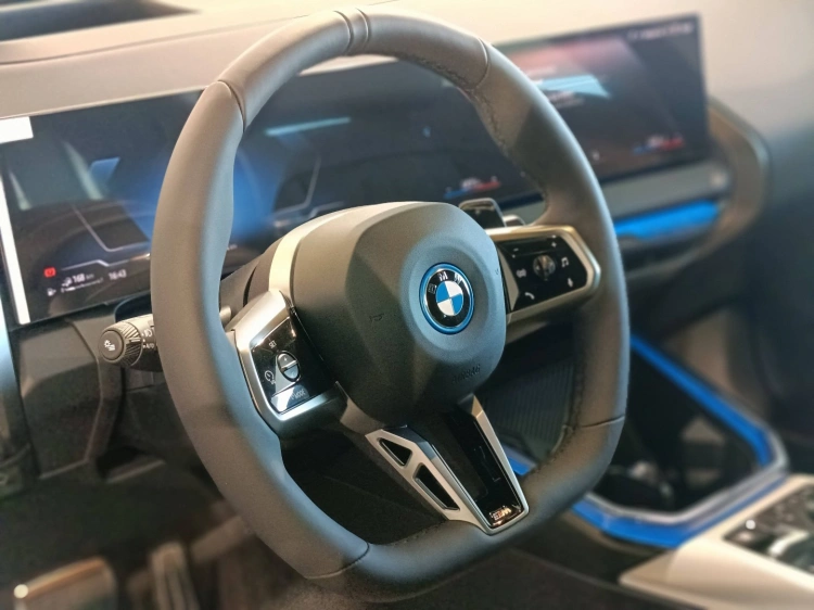 12 - BMW X3 BMW X3 30e xDrive