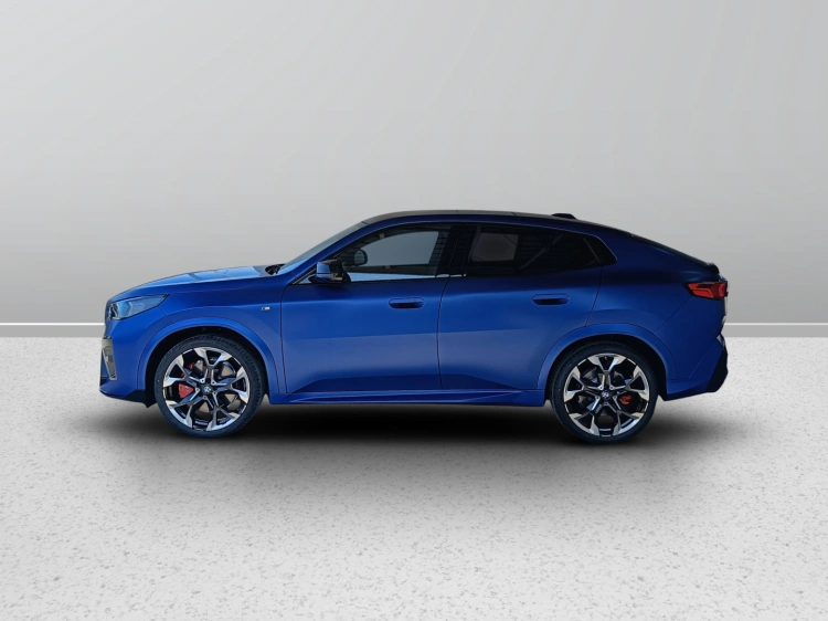 3 - BMW X2 M BMW X2 M35i xDrive
