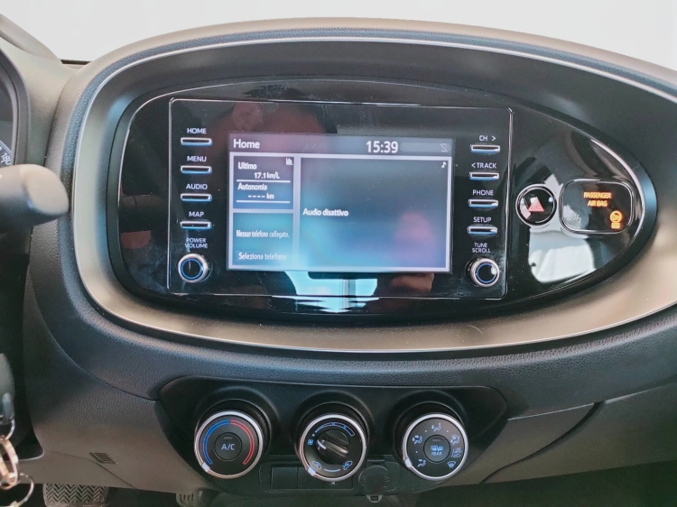 11 - Toyota Aygo X Aygo X 1.0 Active 72cv s-cvt