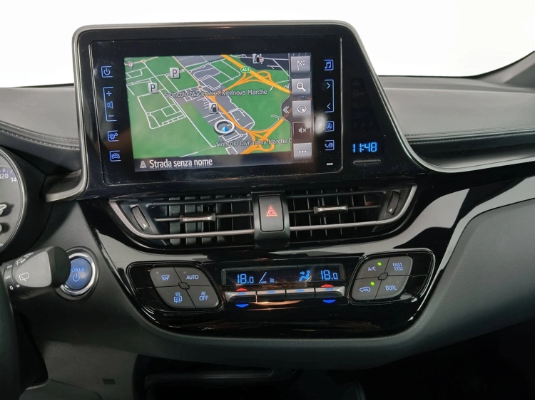 14 - Toyota C-HR C-HR 1.8h Active 2wd e-cvt