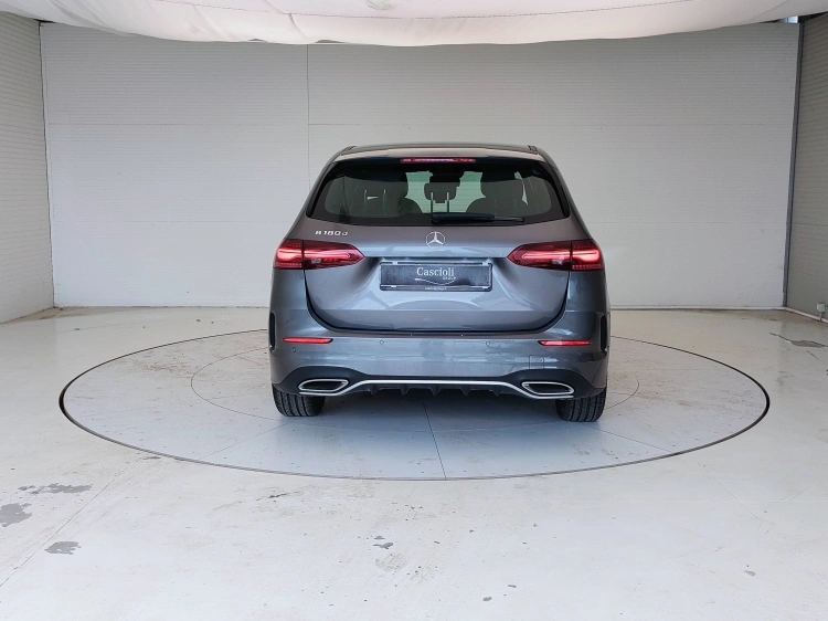 6 - Mercedes-Benz Classe B 180 d AMG Line Advanced Plus auto