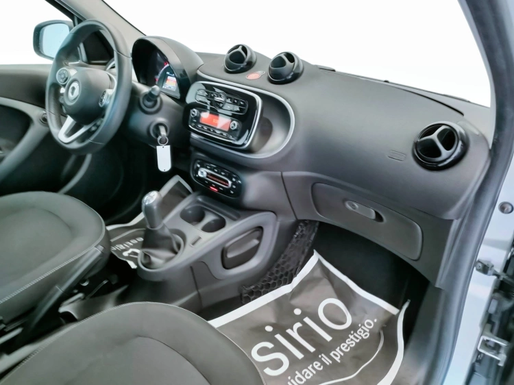 12 - smart forfour Forfour 1.0 Passion 71cv