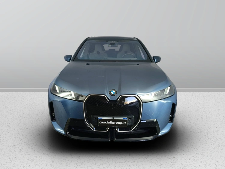 2 - BMW iX iX xdrive45 MSport Pro