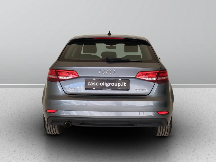 4 - Audi A3 A3 Sportback 30 1.6 tdi Business 116cv